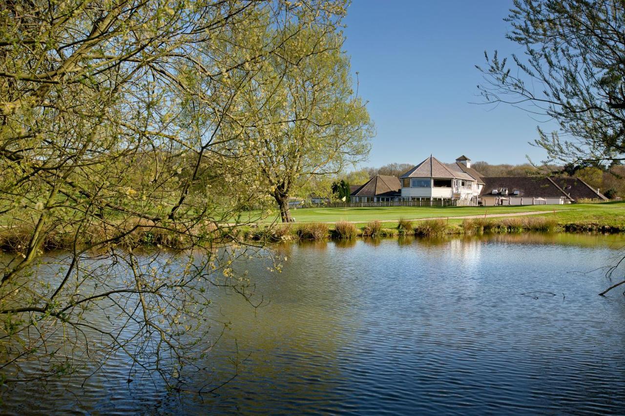 Sandford Springs Hotel And Golf Club Kingsclere Exterior foto